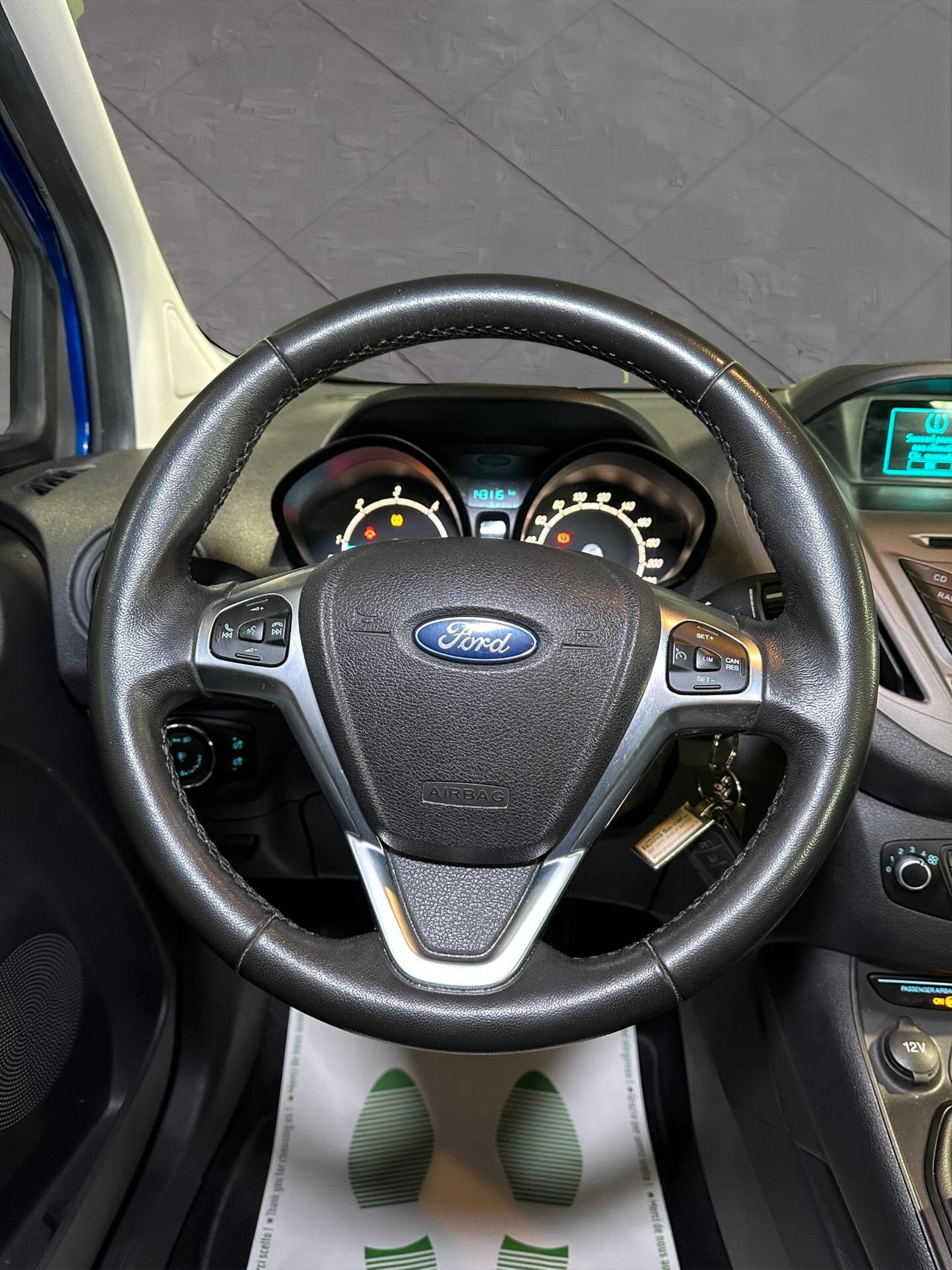 Ford Tourneo Courier 1.5 TDCI 75 CV Plus