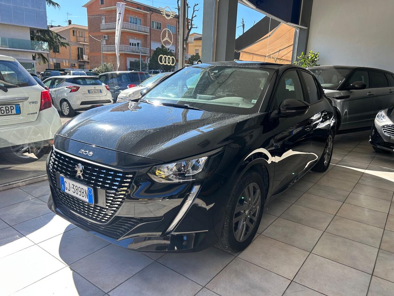 Peugeot 208 1.2 5p. Allure 05/2022 “ NEOPATENTATI “