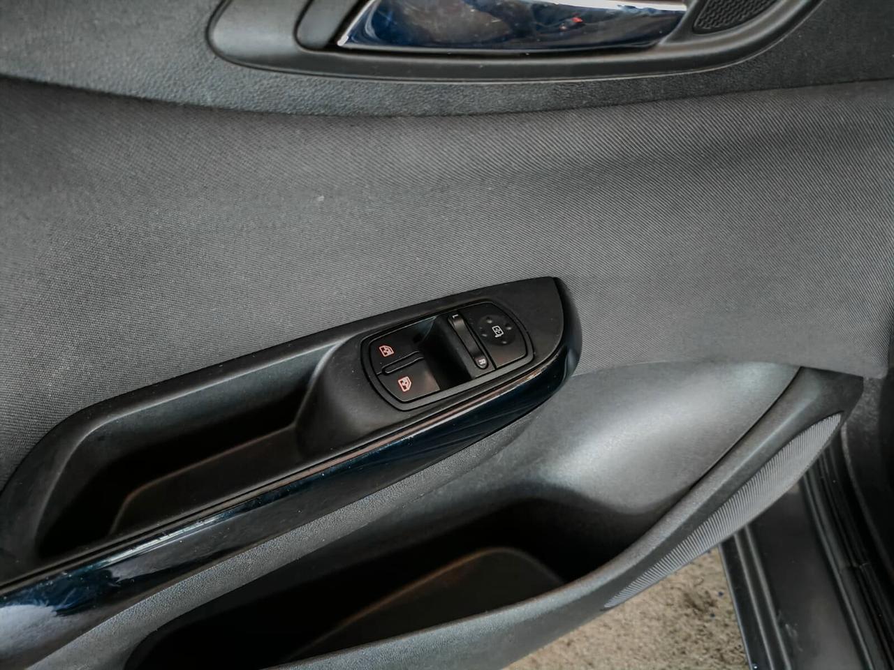 Opel Corsa 1.4 90CV GPL Tech 5 porte Advance