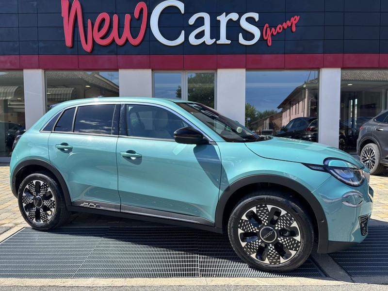 Fiat 600 1.2 hybrid La Prima 110cv auto LED-NAVI-18"