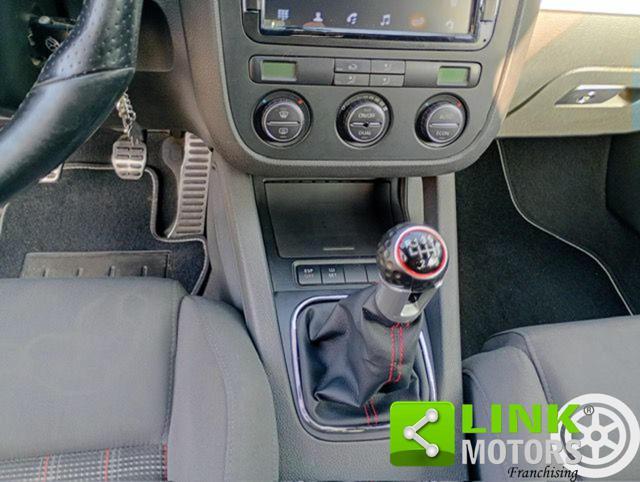 VOLKSWAGEN Golf GTI 2.0 16V TFSI 3P GTI