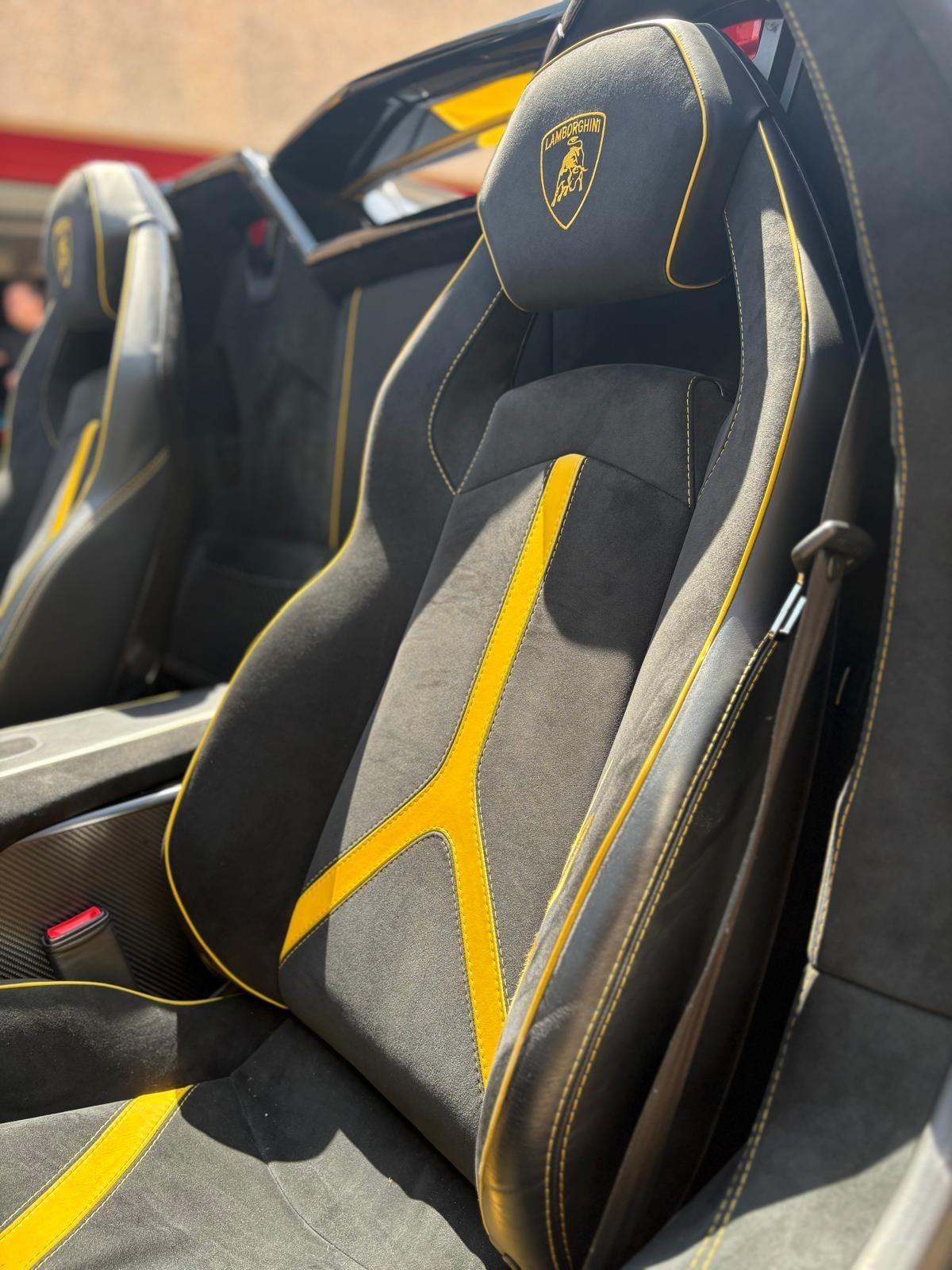 Lamborghini Aventador 6.5 V12 LP750-4 Superveloce Roadster