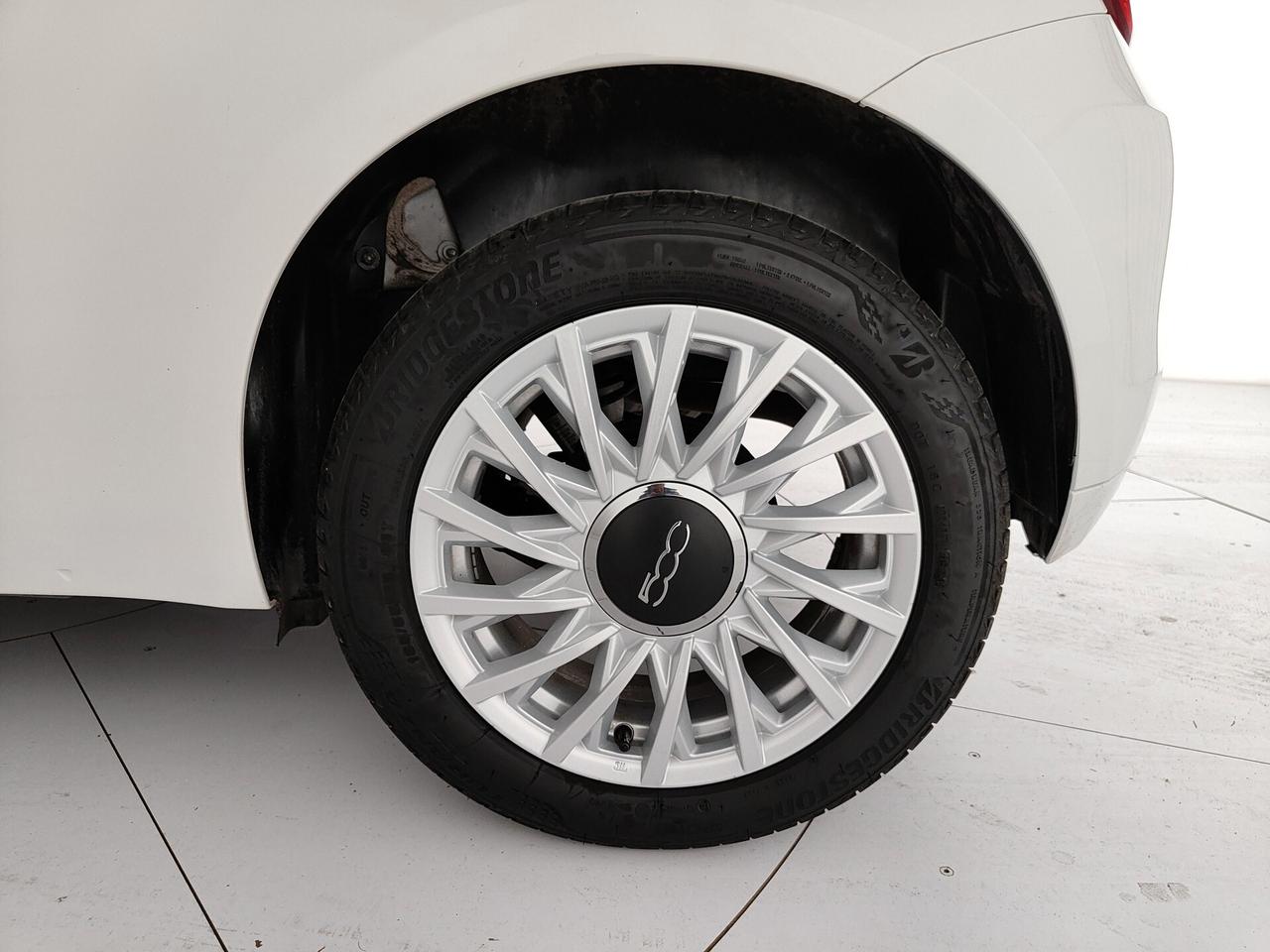 Fiat 500 C 1.0 Hybrid Dolcevita