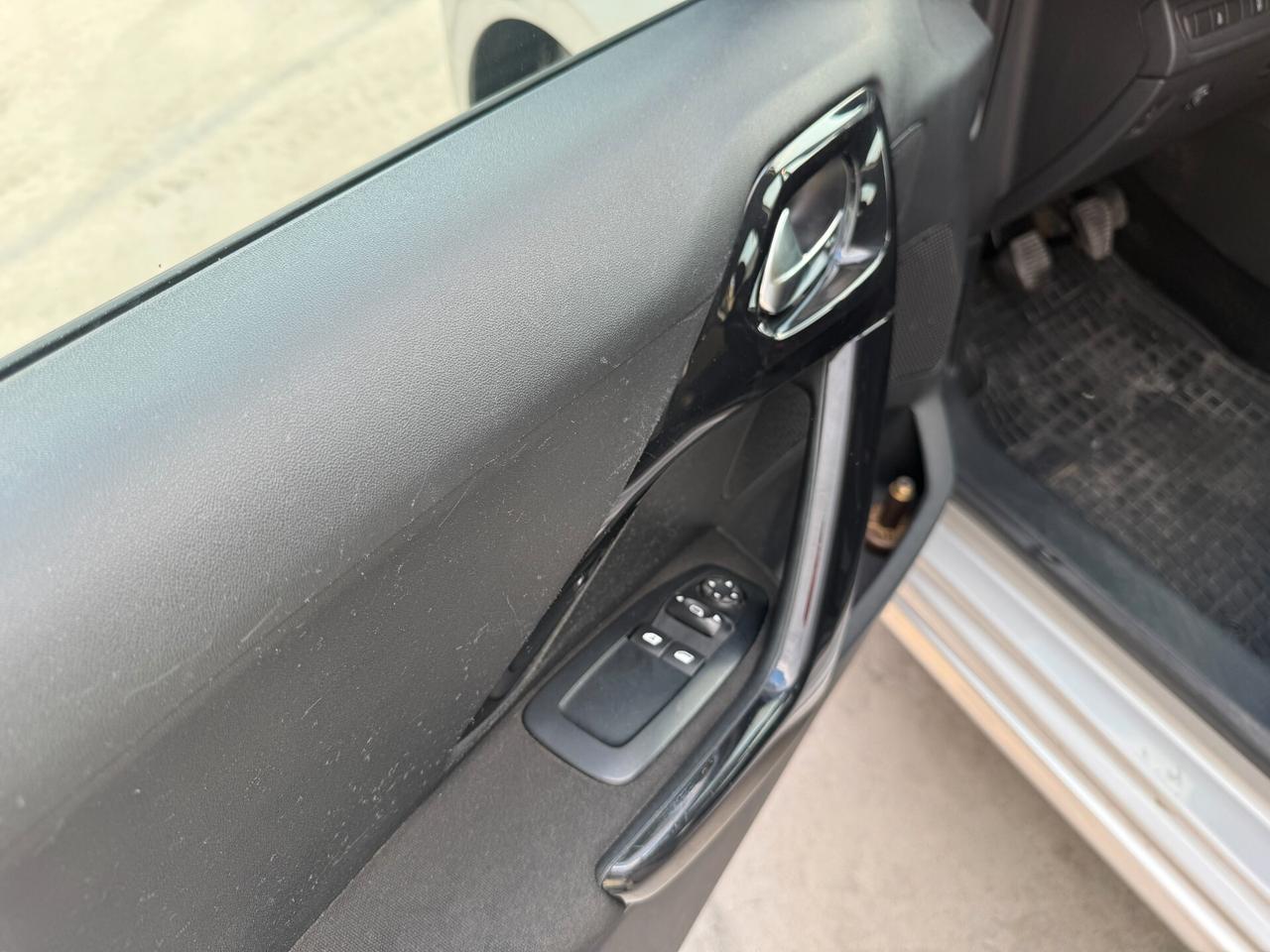 PEUGEOT 208 ANNO 2015 1.4 BENZ/GPL CASA MADRE 95CV
