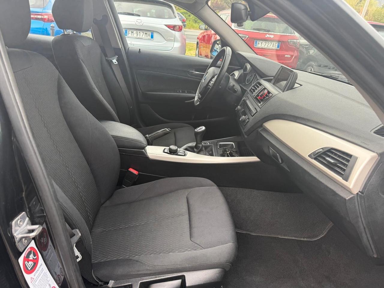 Bmw 114 114d 5p. Unique