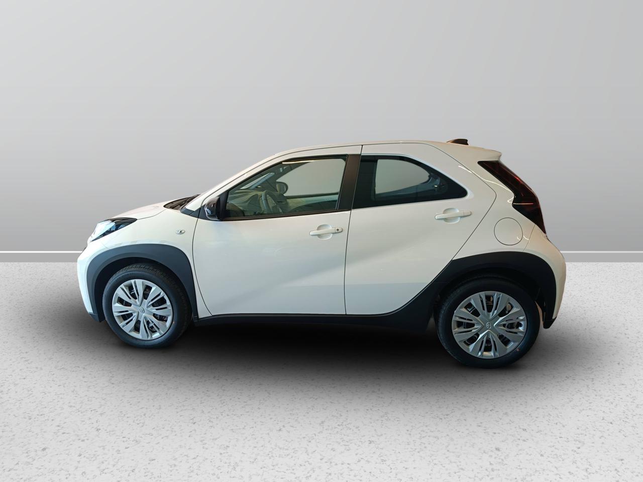 TOYOTA Aygo X 1.0B ACTIVE MT - MY24