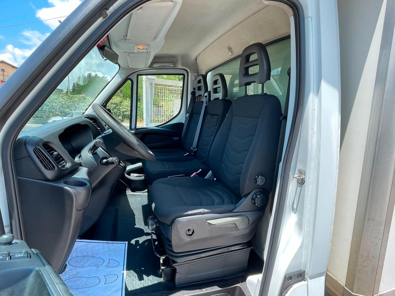 IVECO DAILY FURGONE CASSA E SPONDA IDRAULICA 35C13