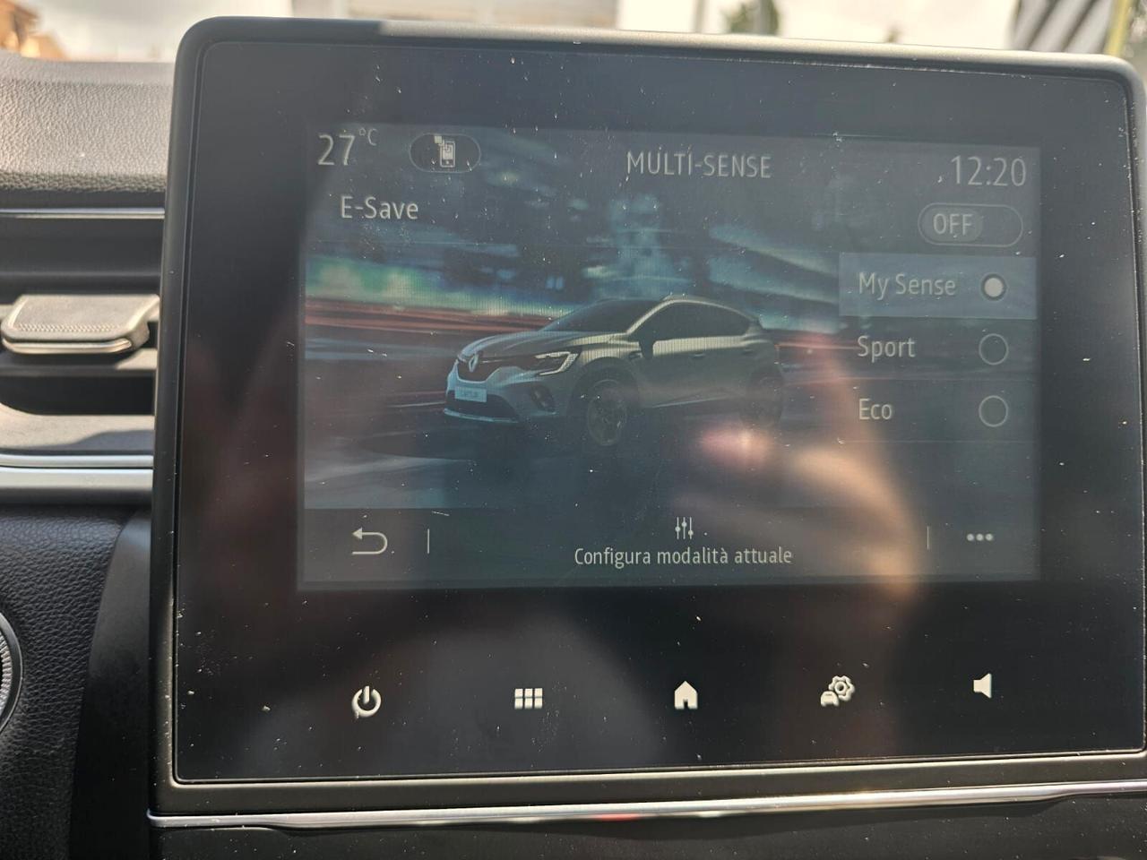 Renault Captur 1.6 E-Tech hybrid Intens 145cv auto
