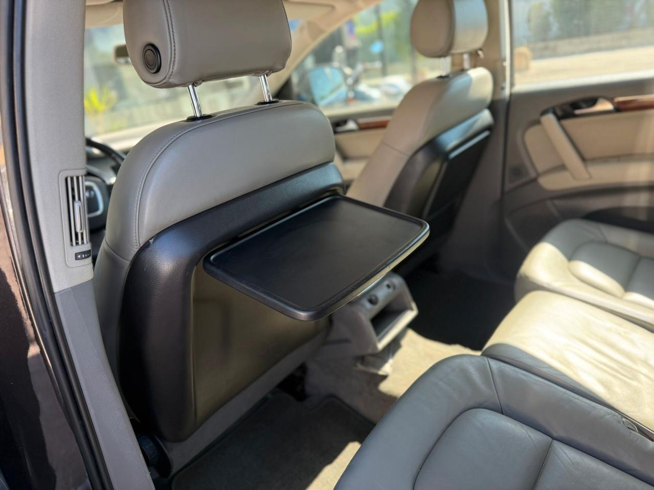 AUDI Q7 3.0 TDI 7 POS. 2008 12 MESI DI GARANZIA
