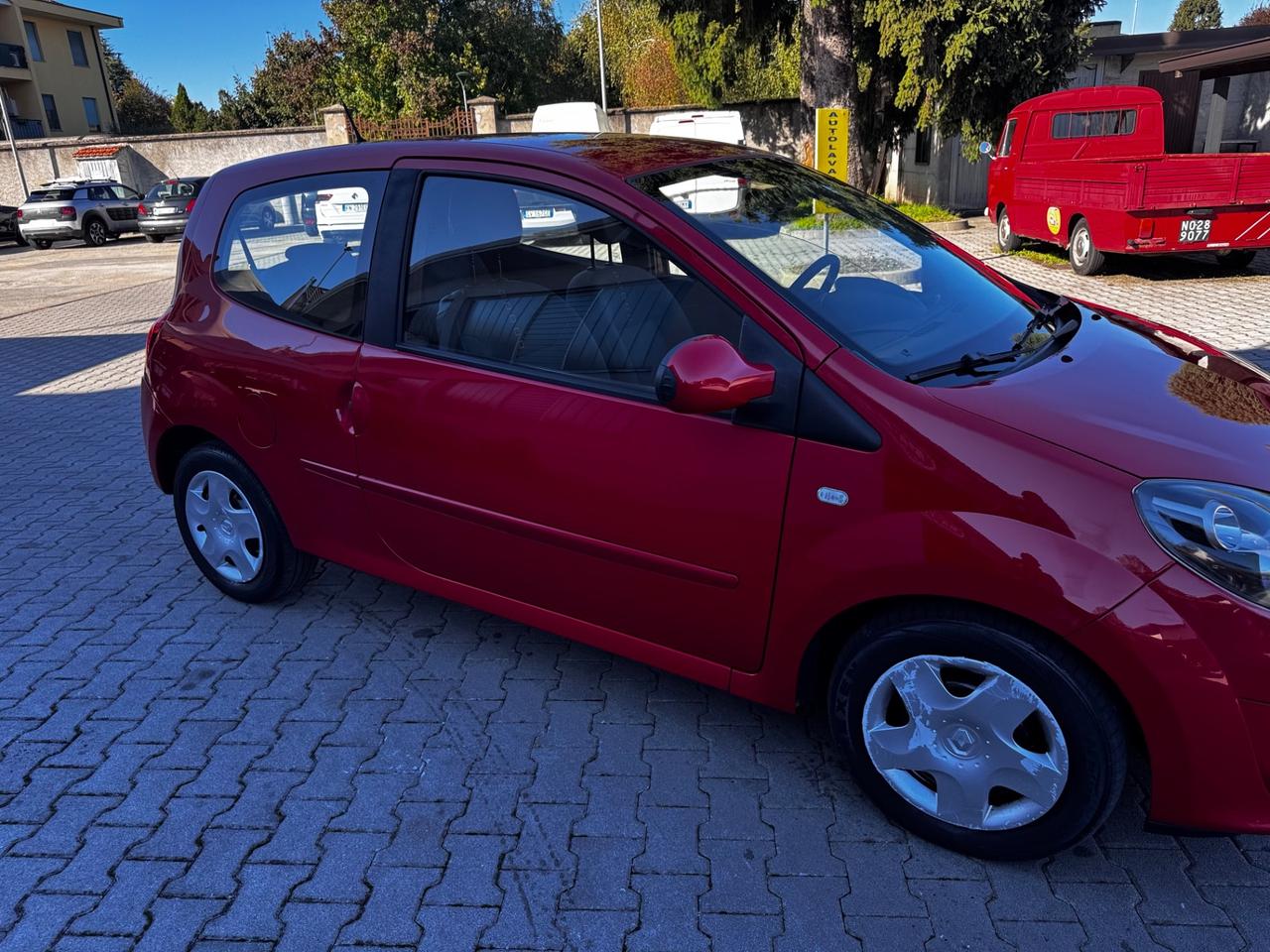 Renault Twingo 1.2 GPL Le Iene neopatentati
