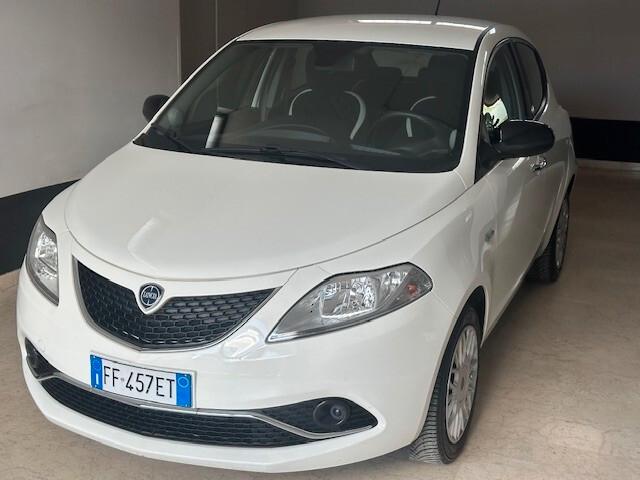Lancia Ypsilon 1.2 69 CV GPL Ecochic VENDUTA