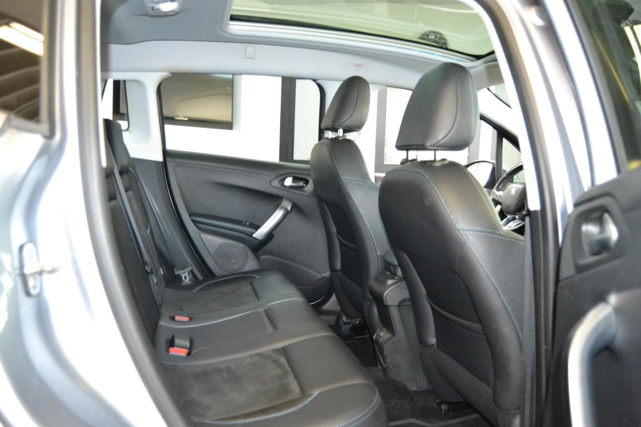 Peugeot 2008 BlueHDi 120 CV Crossway Tetto/Navi