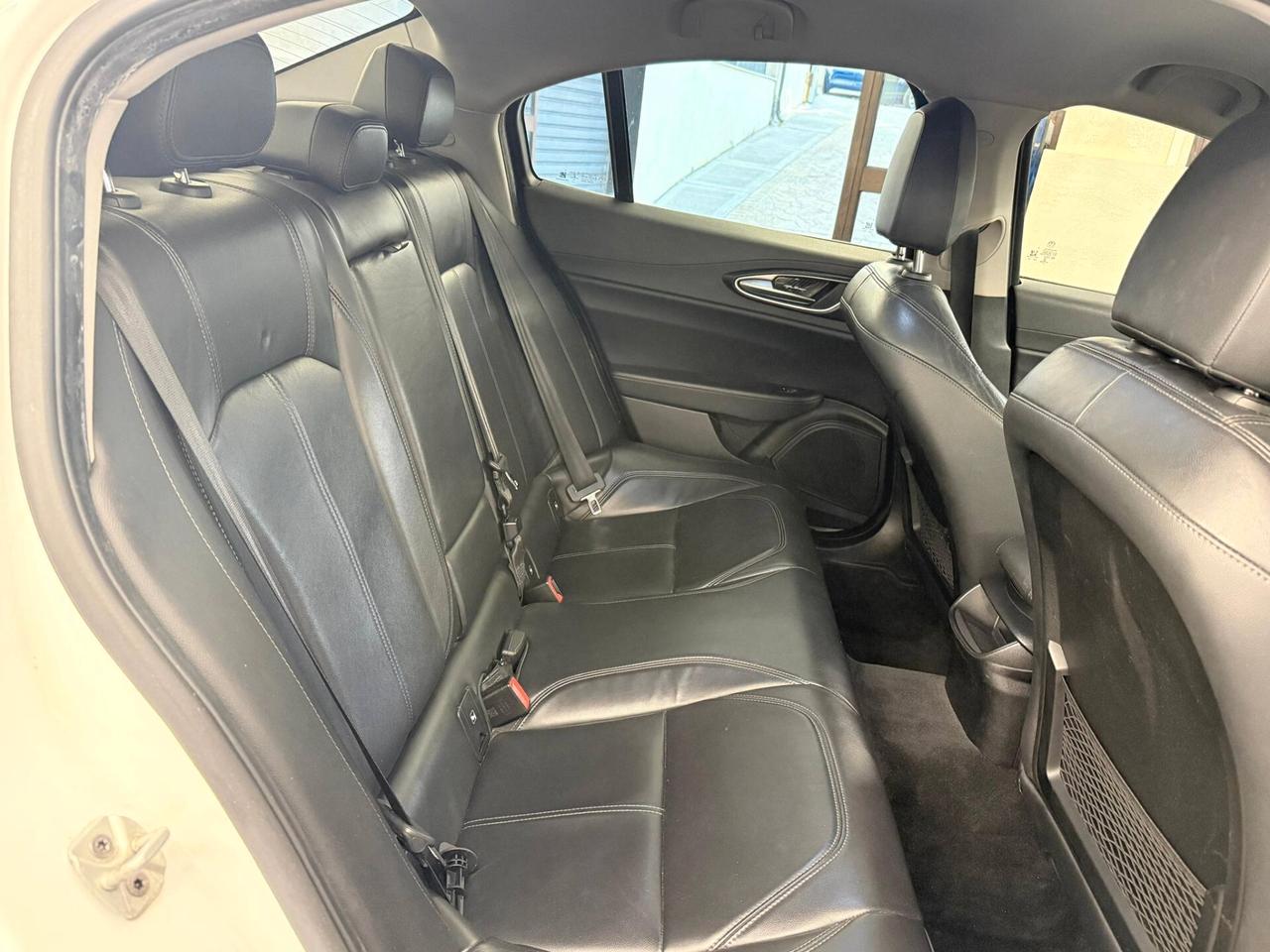 Alfa Romeo Giulia 2.2 Turbodiesel 150 CV AT8