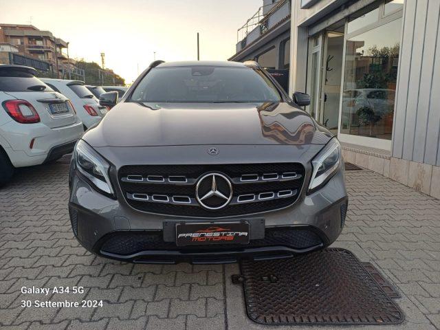 MERCEDES-BENZ GLA 200 d Automatic Business Extra