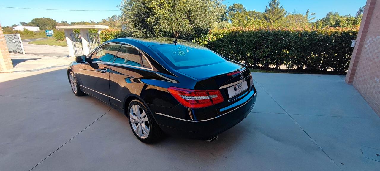 Mercedes-benz E 250 CDI Coupé BlueEFFICIENCY Avantgarde