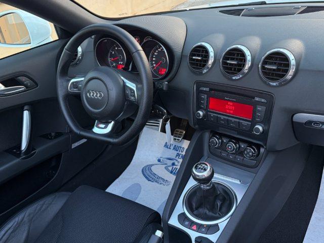 AUDI TT Roadster 1.8 TFSI S-line Bose