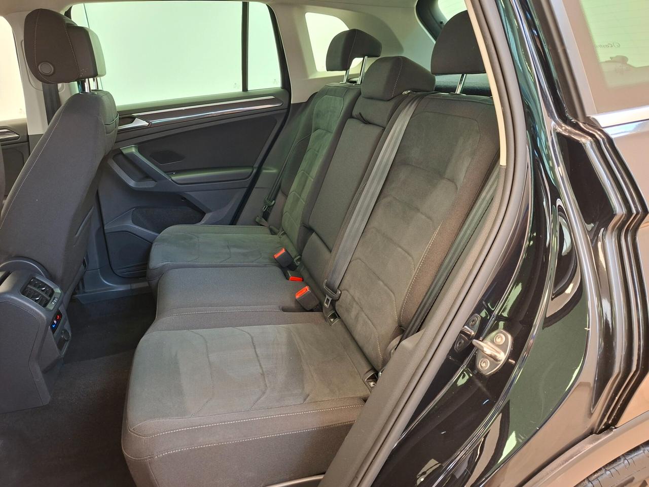 Volkswagen Tiguan 2.0 TDI 150 CV SCR DSG Elegance