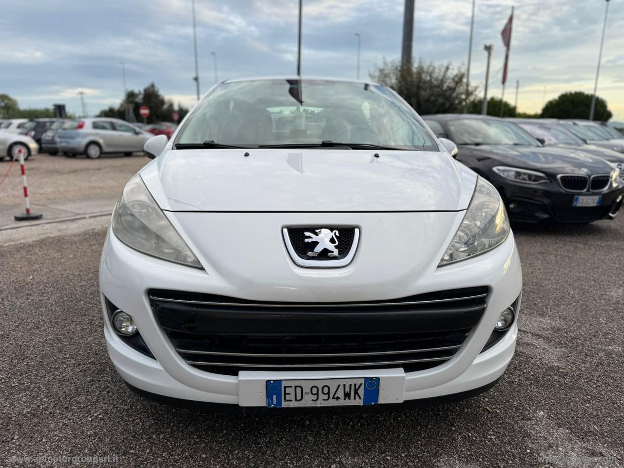 PEUGEOT 207 1.4 VTi 95 CV 5p. Millesim 200