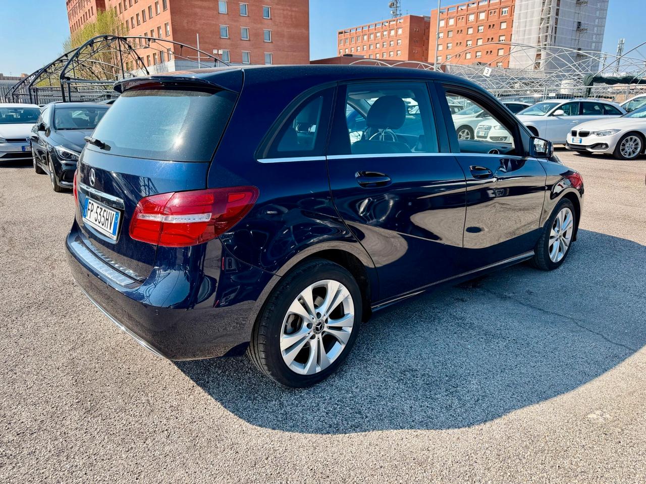 MERCEDES B180 PREMIUM AUTOMATICO - EURO 6