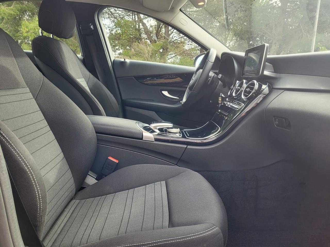 Mercedes C 220 D Auto Elegance..