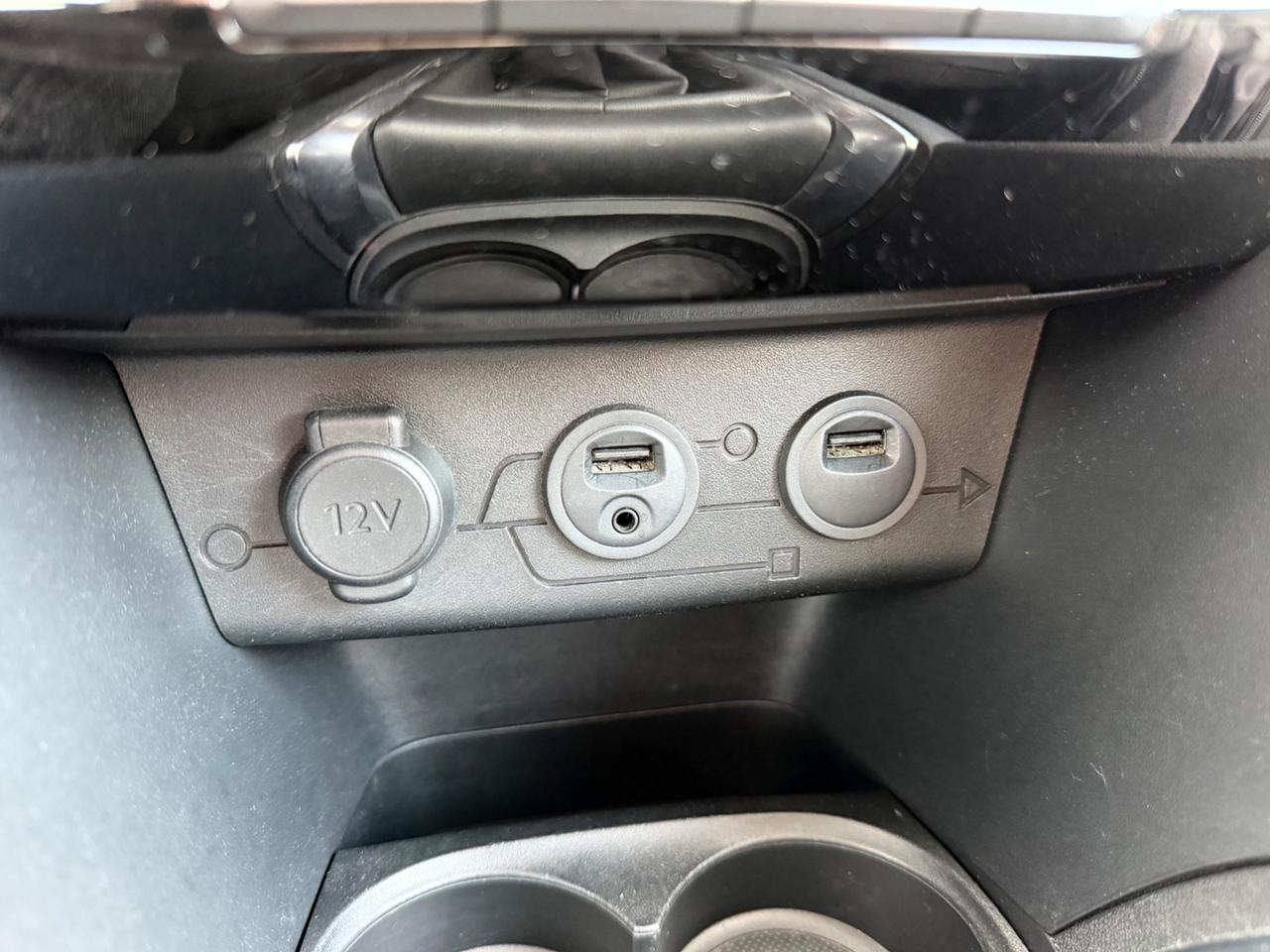 Peugeot 208 1.6 e-HDi 92 CV Stop&Start 3 porte Allure