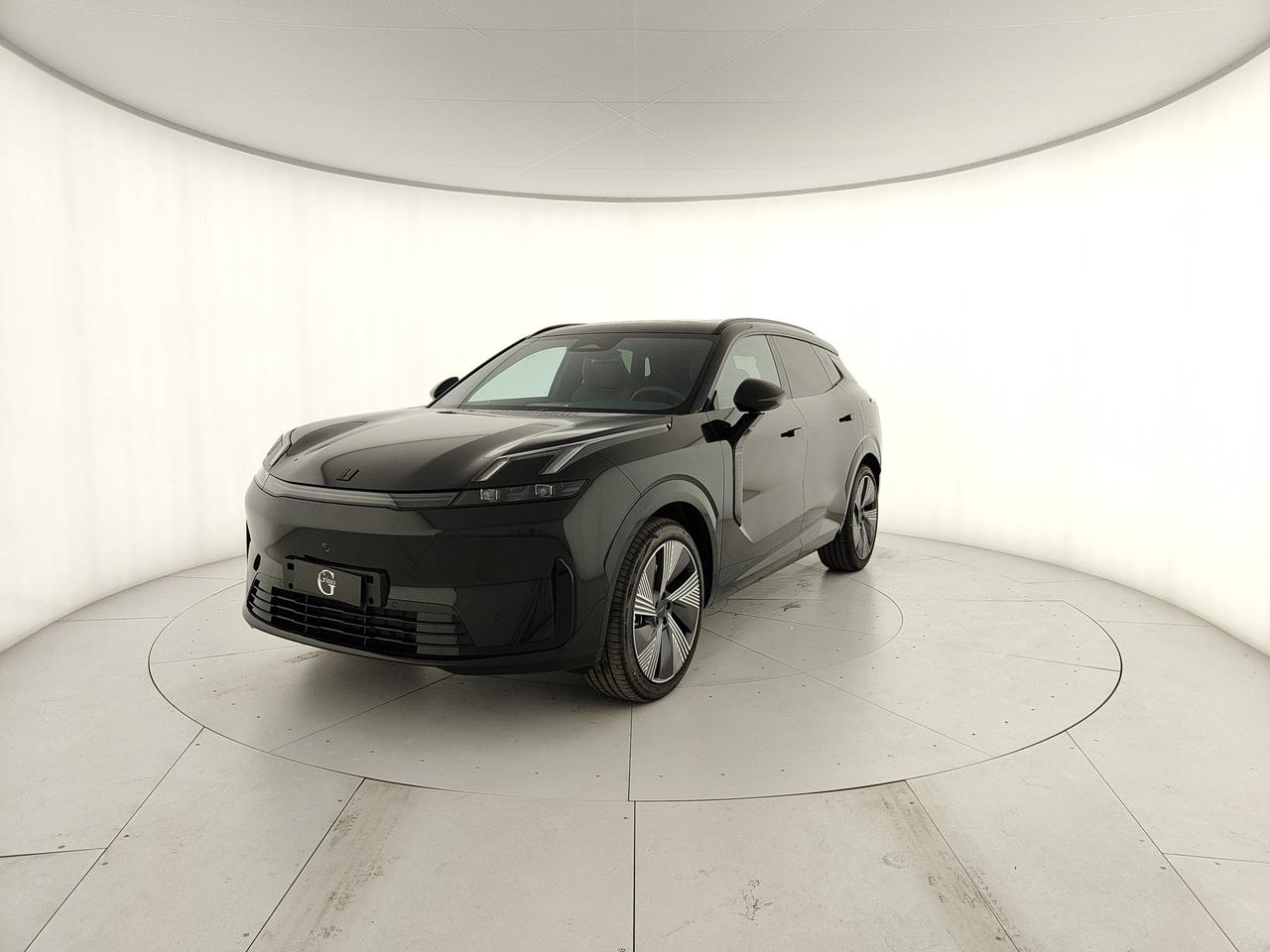 LYNK&CO 08 MORE