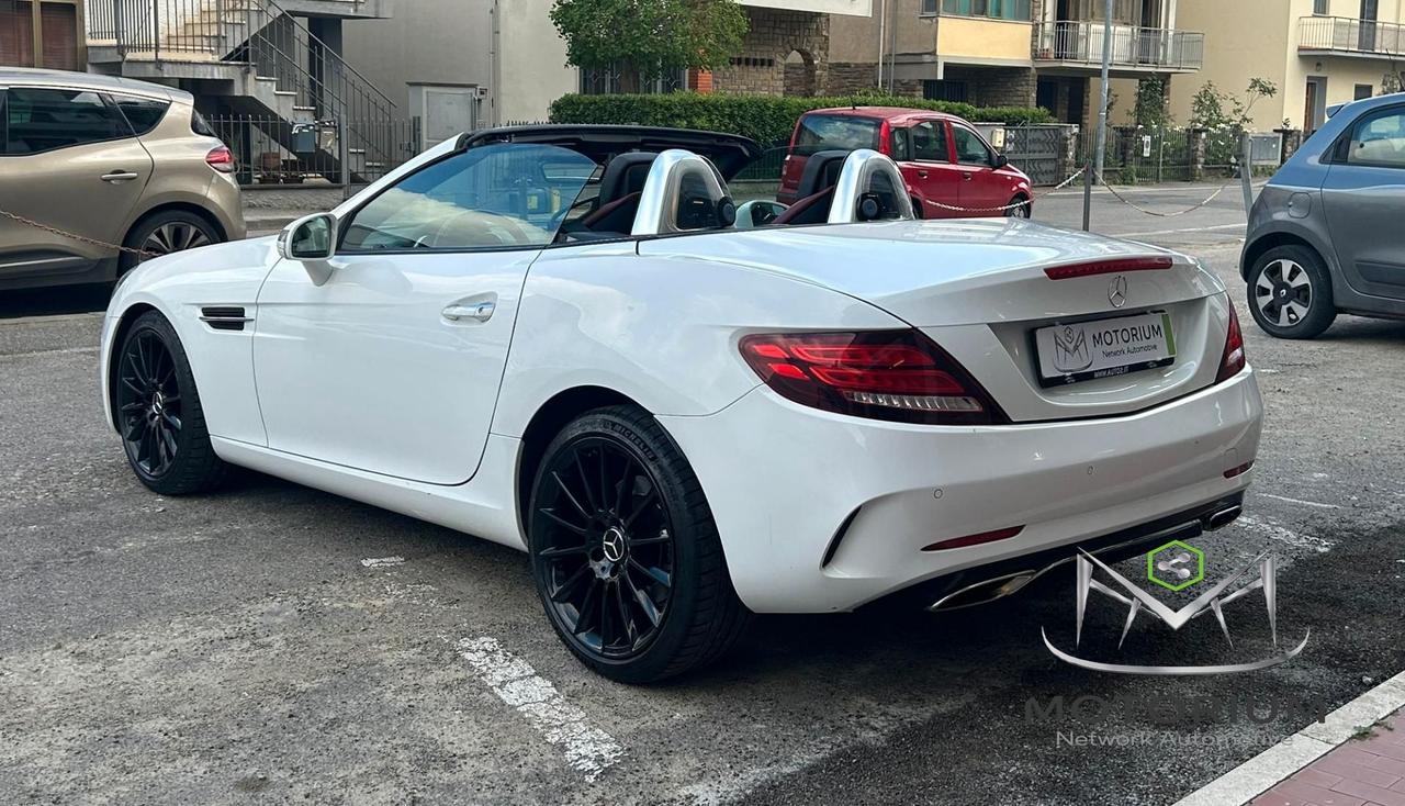 Mercedes-Benz SLC 250 D PREMIUM AMG
