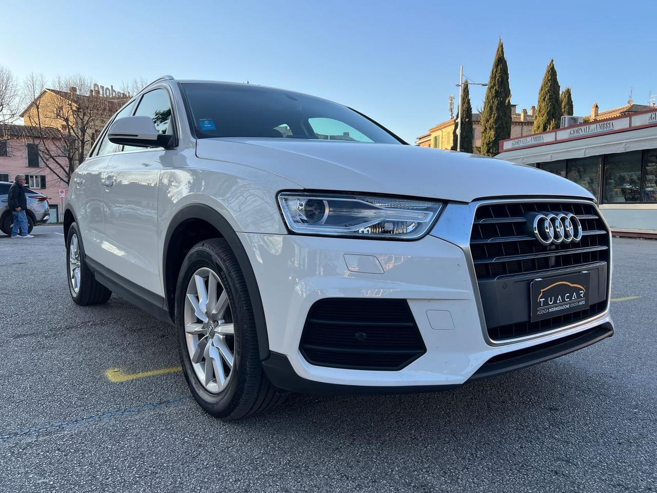 Audi Q3 2.0 TDI #9611