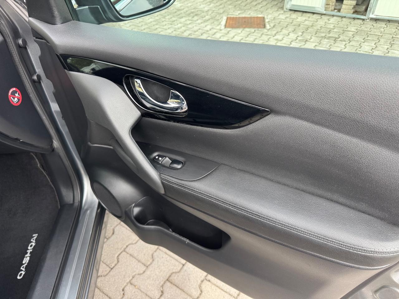 Nissan Qashqai 1.5 dCi Tekna neopatentati Euro 6 b