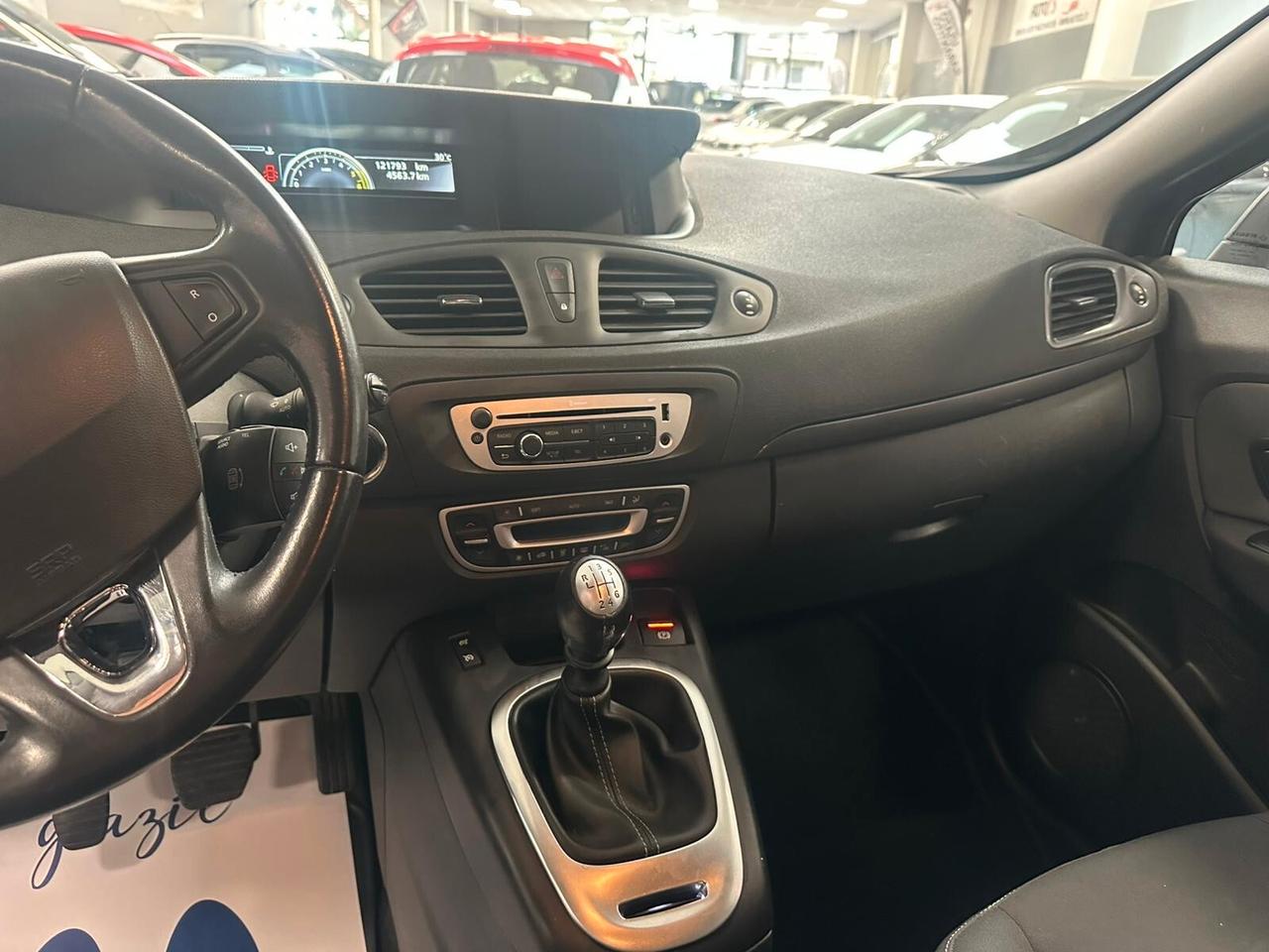 Renault Scenic Scénic XMod dCi 110 CV EDC Limited