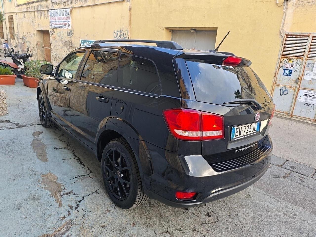 Fiat Freemont 2.0 Mjt 170 CV 4x4 aut. Black Code