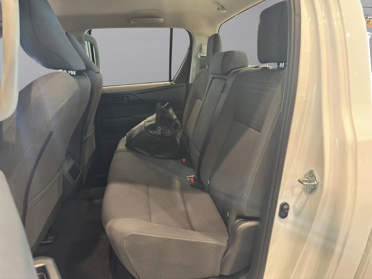 Toyota Hilux 59,2 kWh double cab Icon