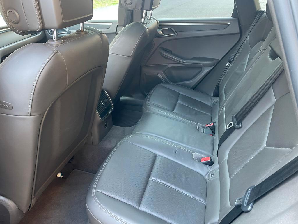 Porsche Macan 2.0 245cv pdk