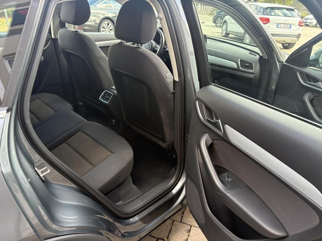 Audi Q3 2.0 TDI 177 CV quattro S tronic Business