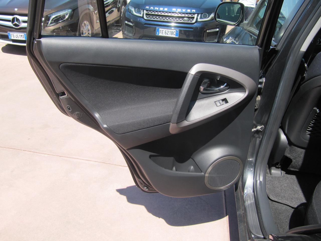 Toyota RAV 4 RAV4 2.2 D-4D 136 CV DPF Luxury