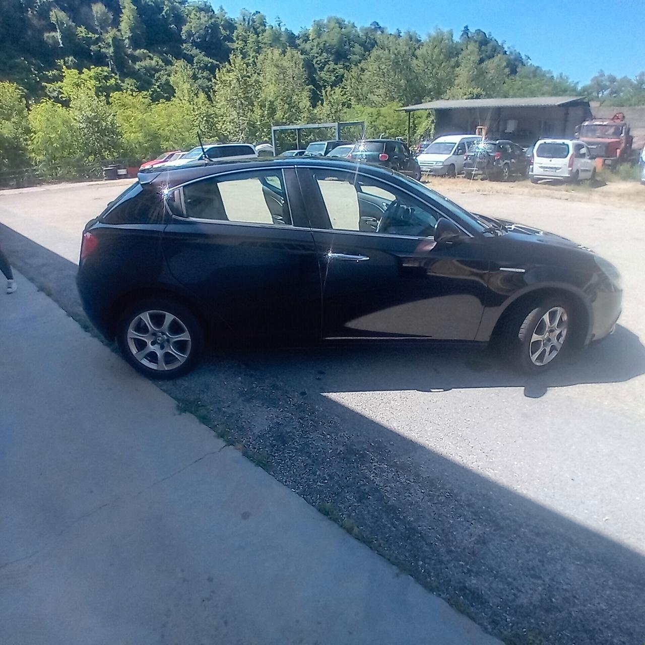 Alfa Romeo Giulietta 1.6 JTDm-2 105 CV Distinctive