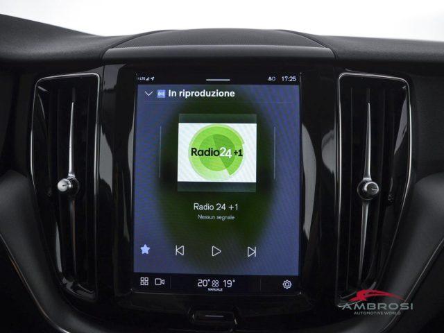 VOLVO XC60 B4 (d) AWD automatico Core - AUTOCARRO N1