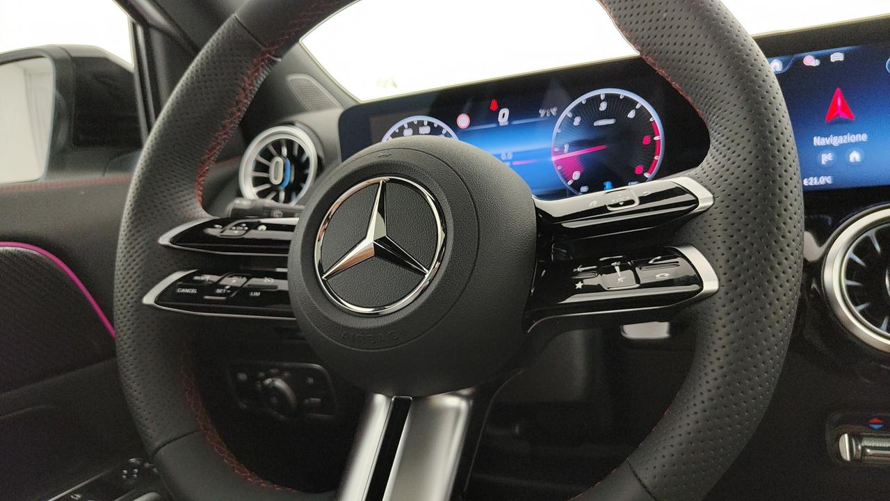 Mercedes-Benz GLA 200 d automatic