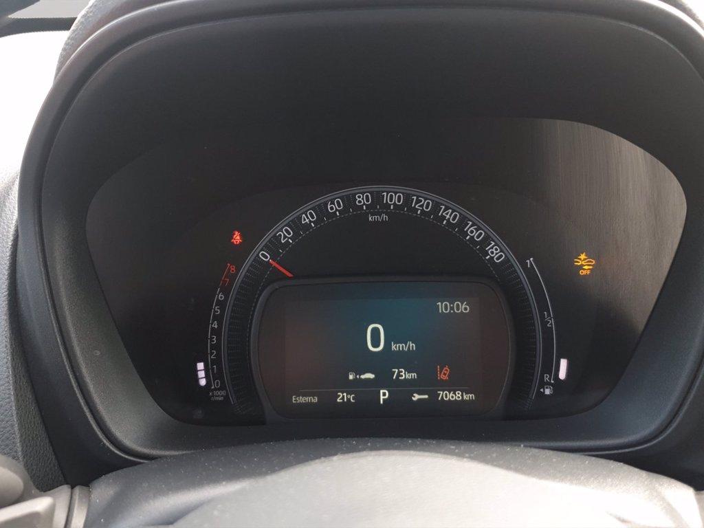TOYOTA Aygo x 1.0 lounge 72cv s-cvt del 2024