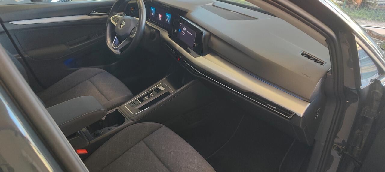 Volkswagen Golf 1.5 TGI DSG Life