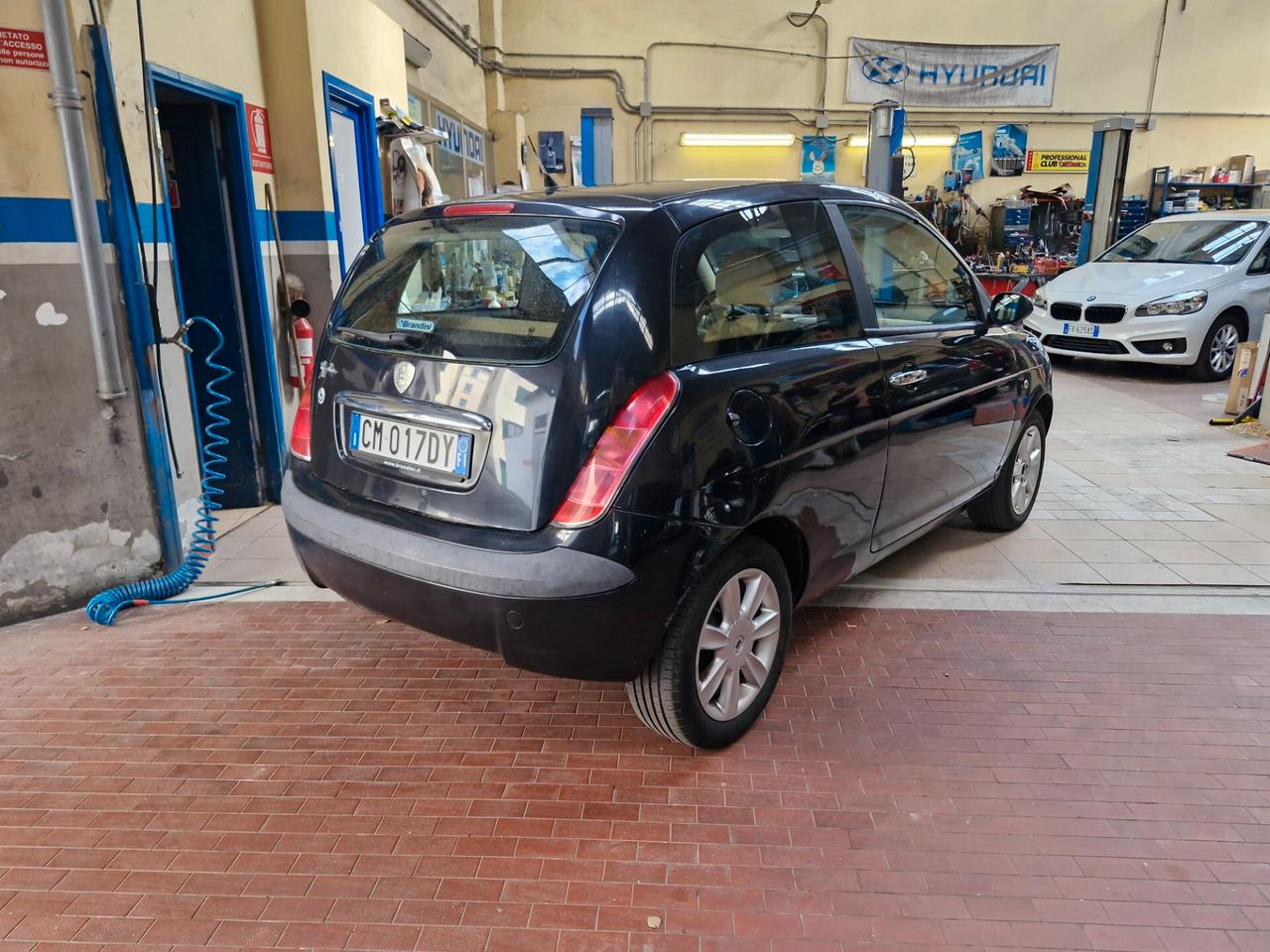 Lancia Ypsilon 1.2 16V Argento