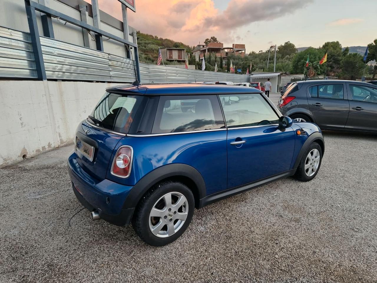 Mini 1.6 16V One D