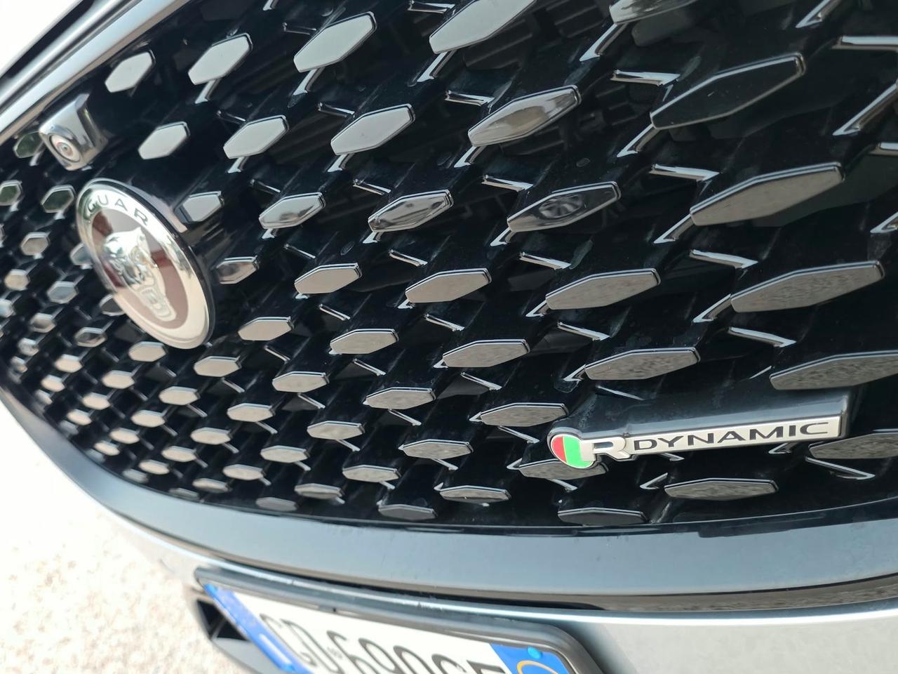 Jaguar F-Pace 2.0 D 204 CV AWD aut. R-Dynamic HSE