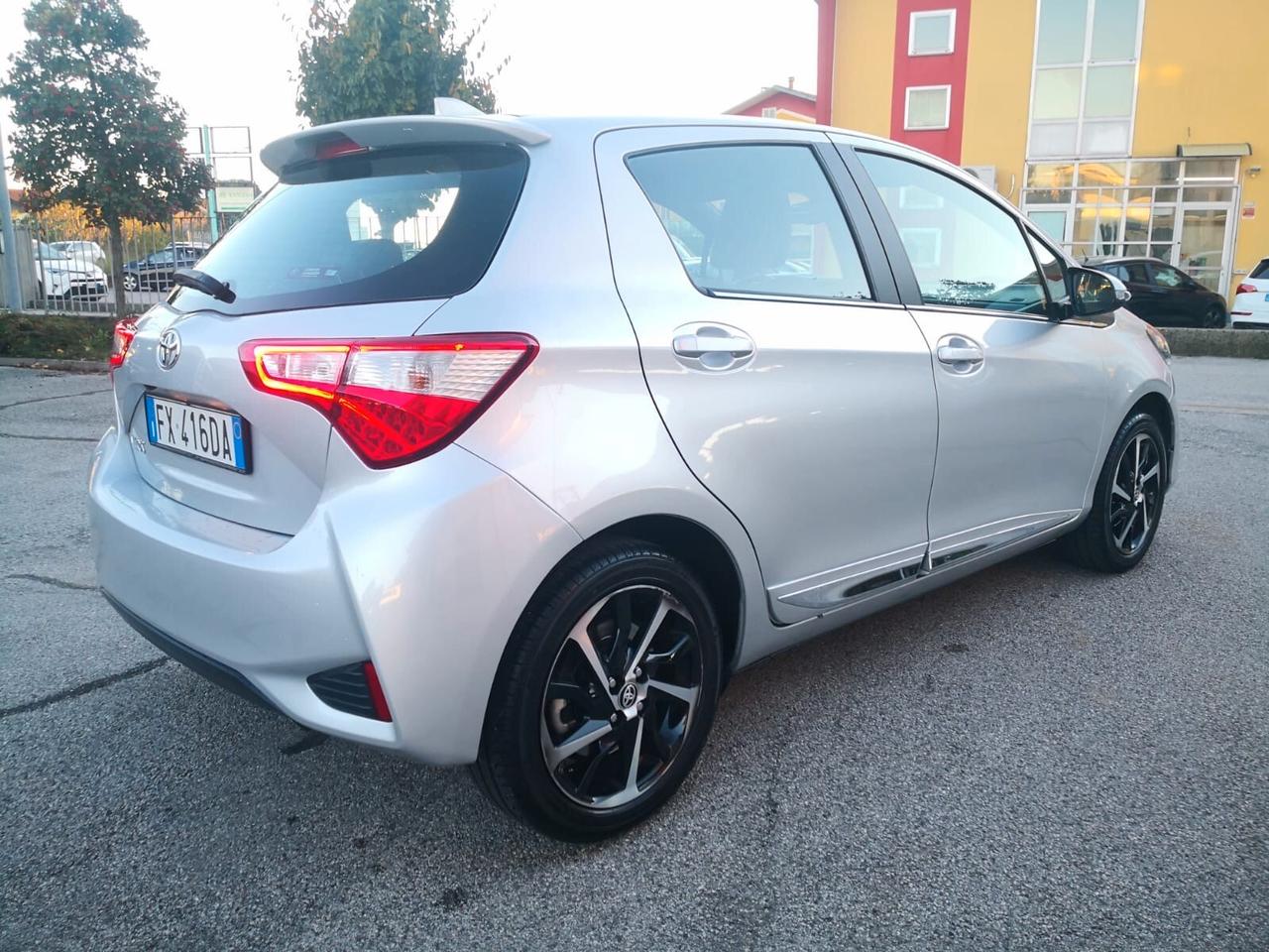 Toyota Yaris 1.0 72CV 5p Lounge ***TAGLIANDI TOYOTA***