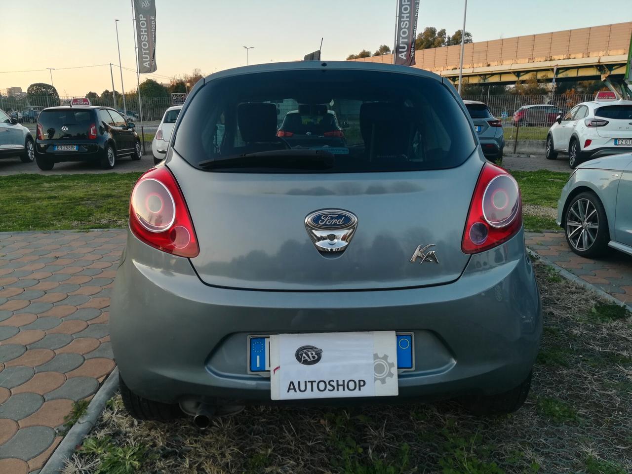 FORD - Ka - 1.2 8V 69CV - ADATTA PER NEOPATENTATI