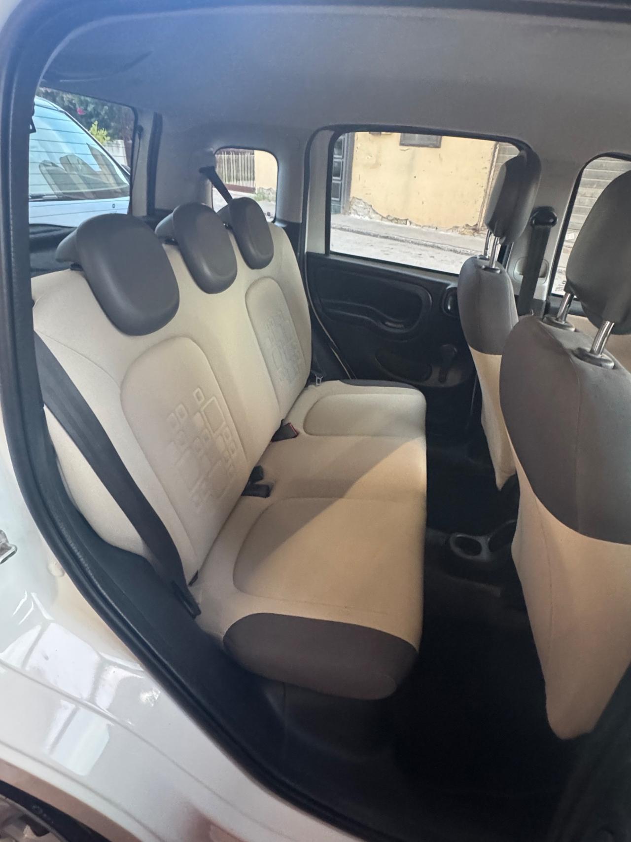 Fiat Panda 0.9 TwinAir Turbo Natural Power Lounge