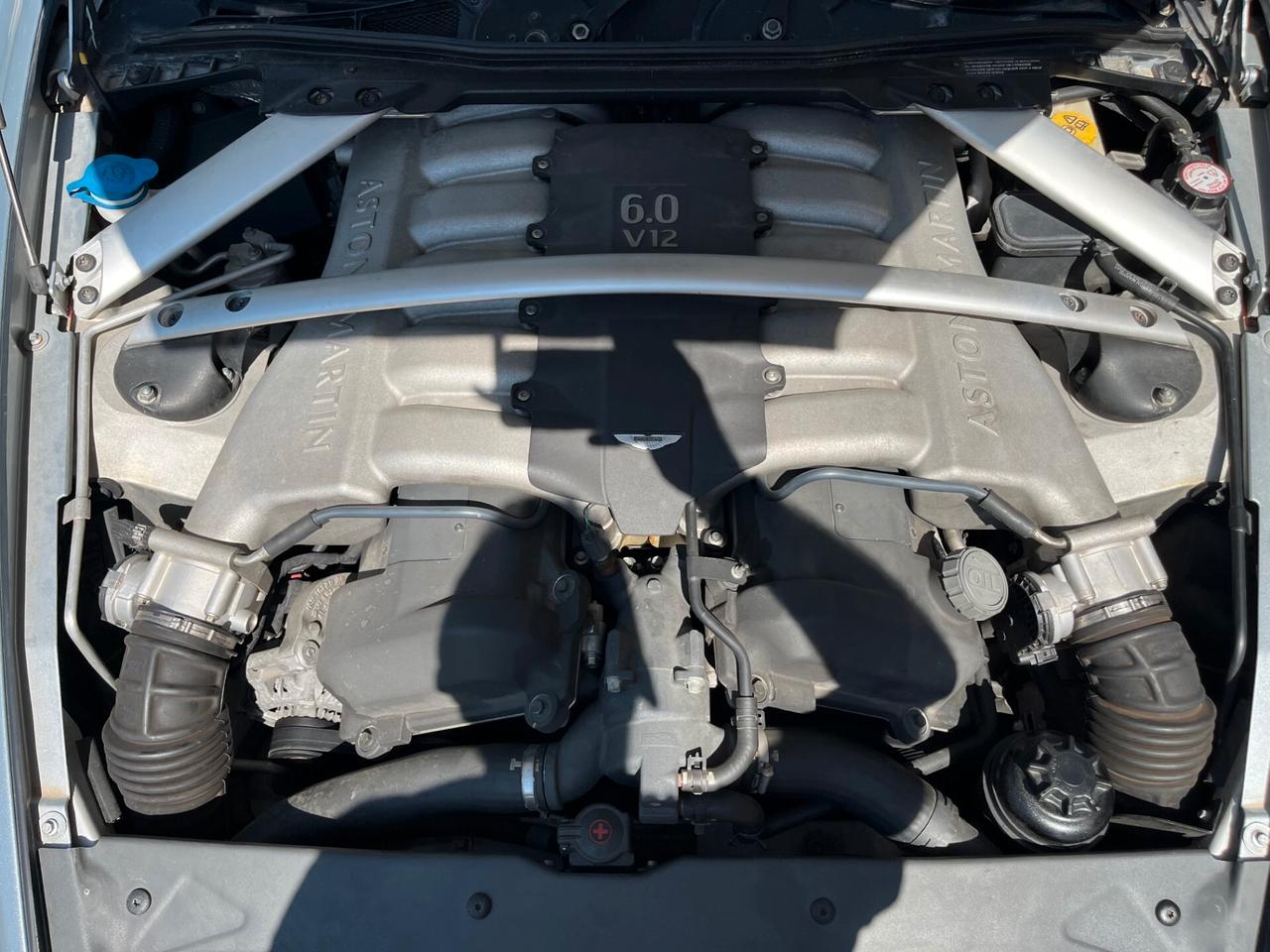 ASTON MARTIN DB9 Coupé Touchtronic