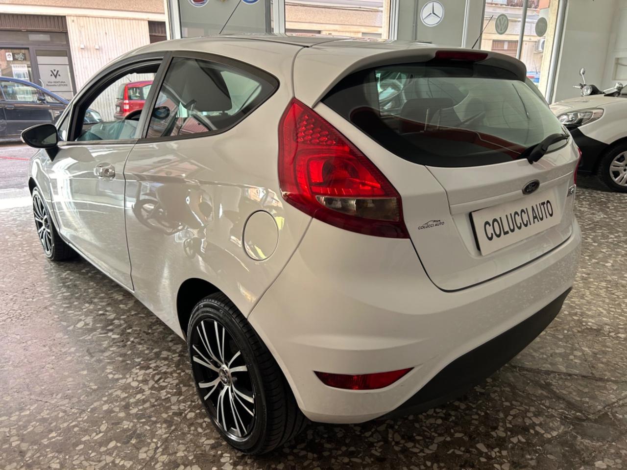 Ford Fiesta 1.2 Benzina Titanium