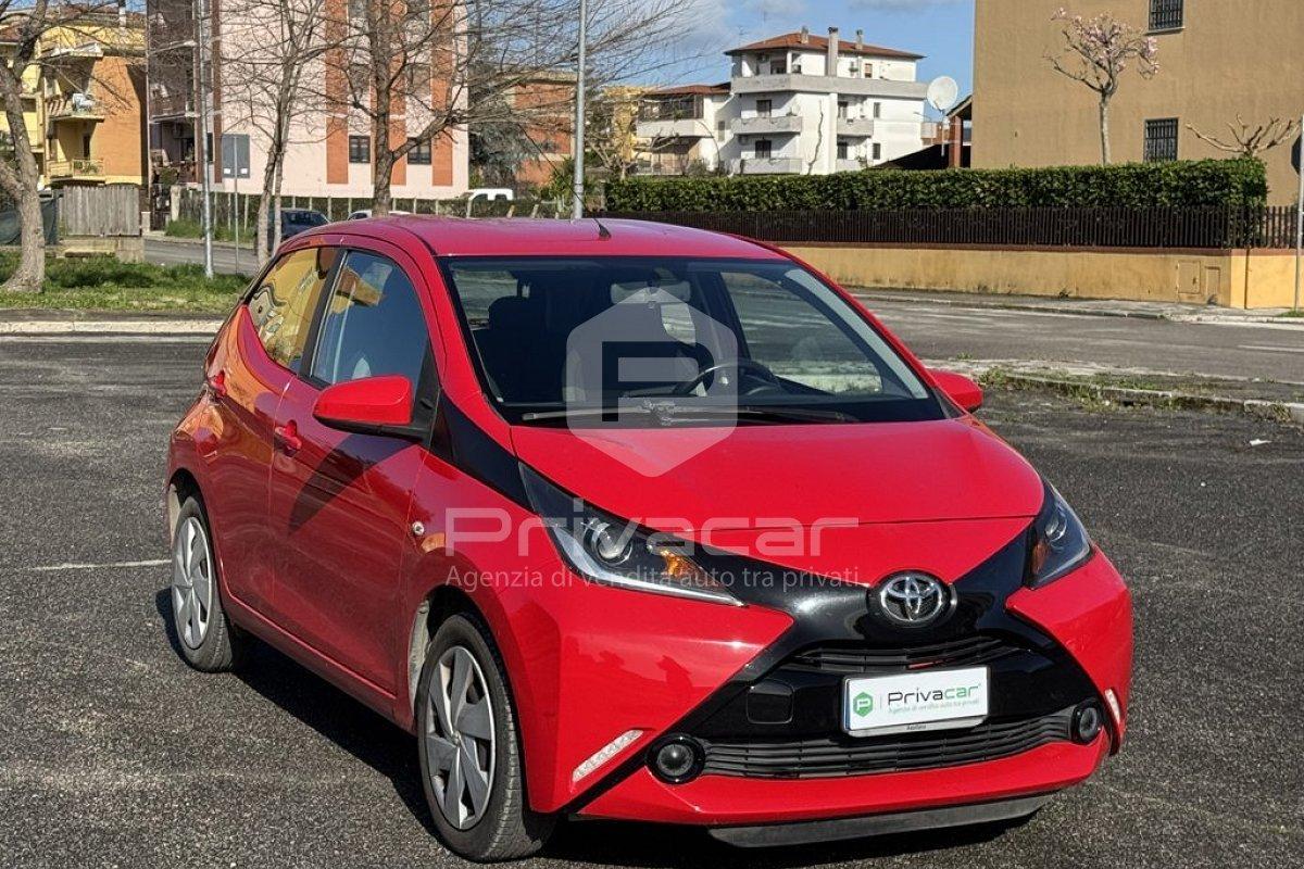 TOYOTA Aygo 1.0 VVT-i 69 CV 5 porte x-cool