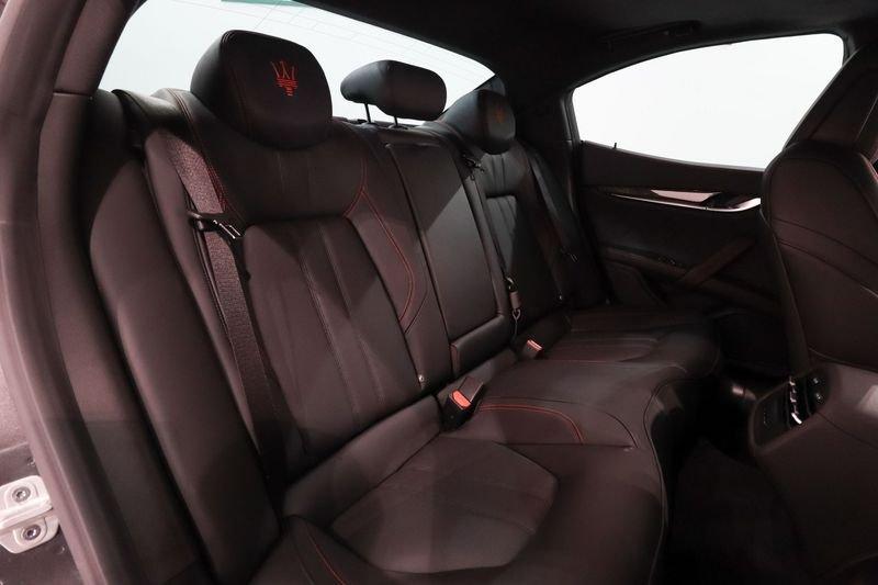 Maserati Ghibli Modena Ultima SQ4 430 CV